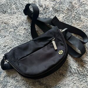 Lulu Lemon crossbody